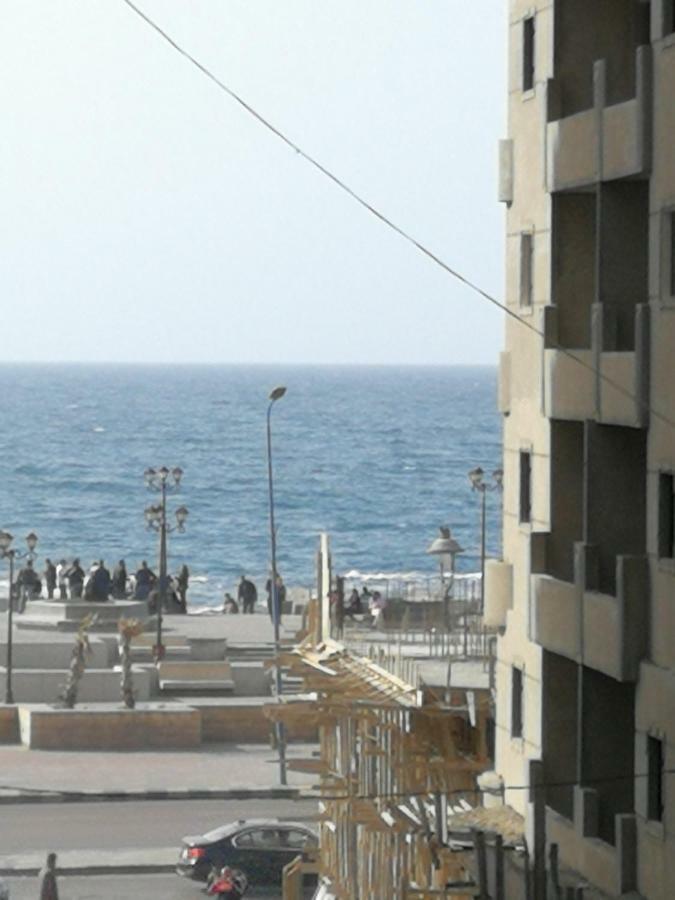 Lovely Apartment With Side Sea View Located In The Heart Of The Alexandria Exteriör bild